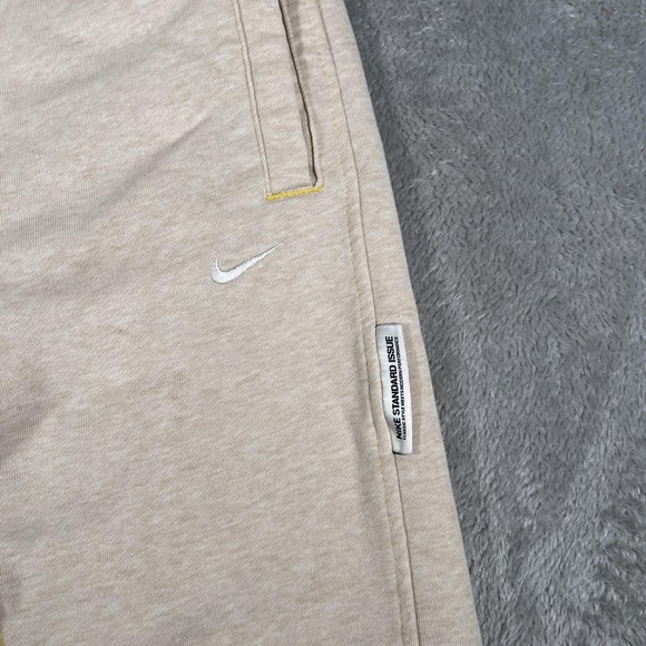 Nike Pants Mens Small Biege Standard Issue Dri-Fit Basketball CK6365-252 - Picture 3 of 11